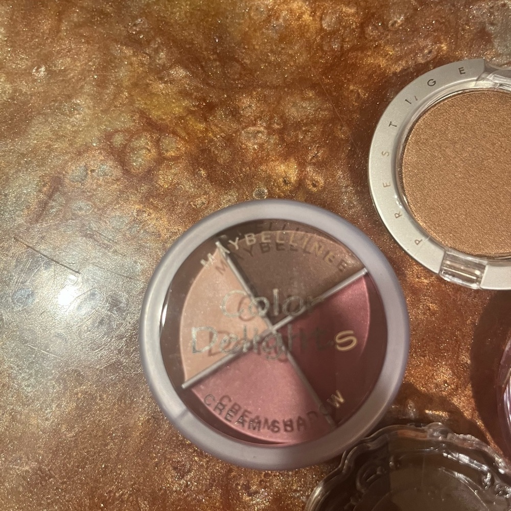 Eyeshadow Bundle - Picture 2 of 6